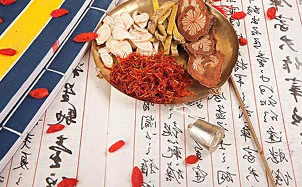 李时珍养生法：顺流水、食补、粥疗的科学之道