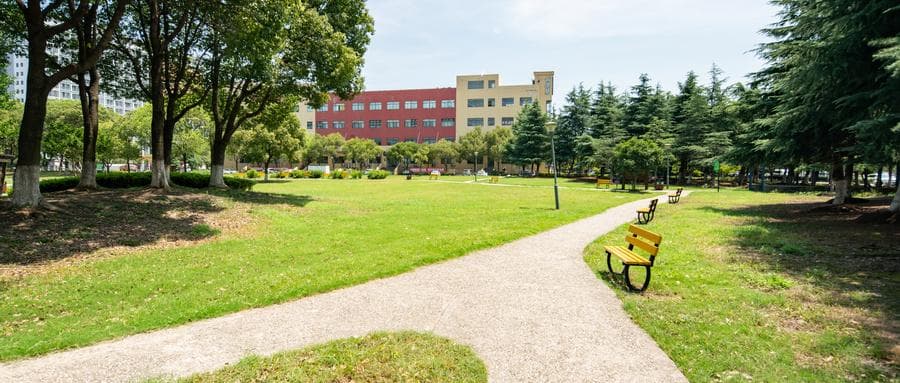 中外合作办学学费一览表：中外合作要多少钱？