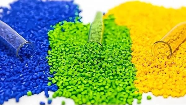 揭秘：让注塑产品变形最小的材料选择