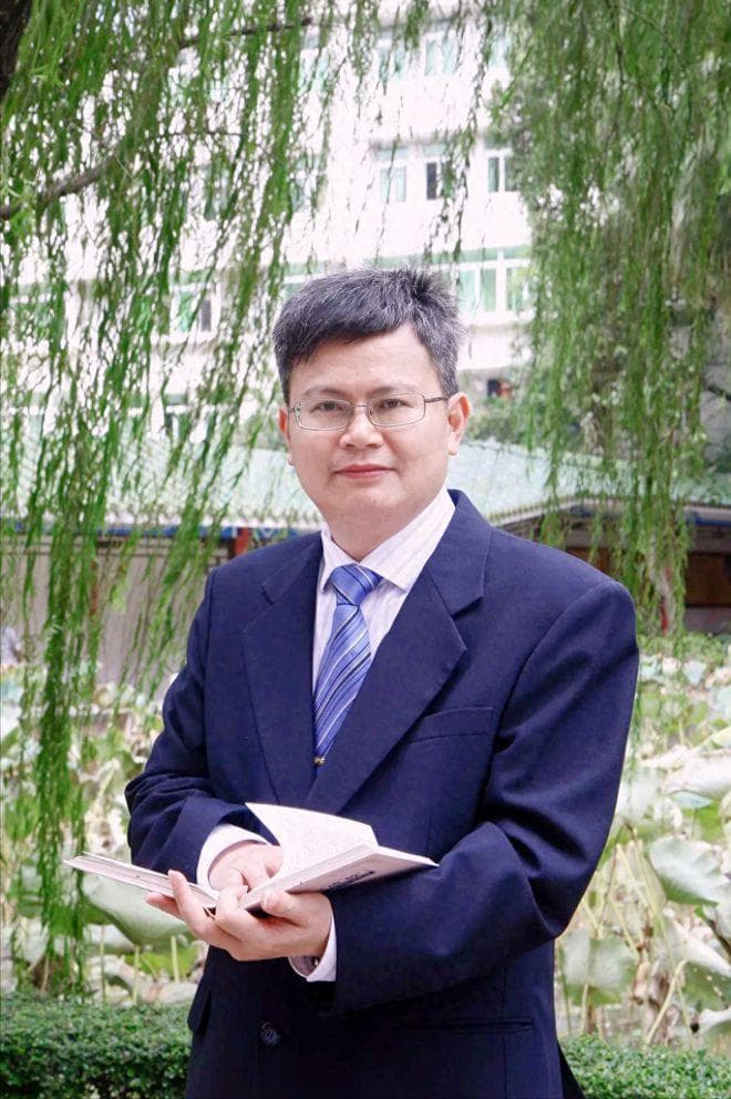 中学校长属于什么级别的干部？