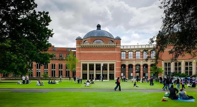 英国伯明翰大学：教育与研究并重的世界级学府
