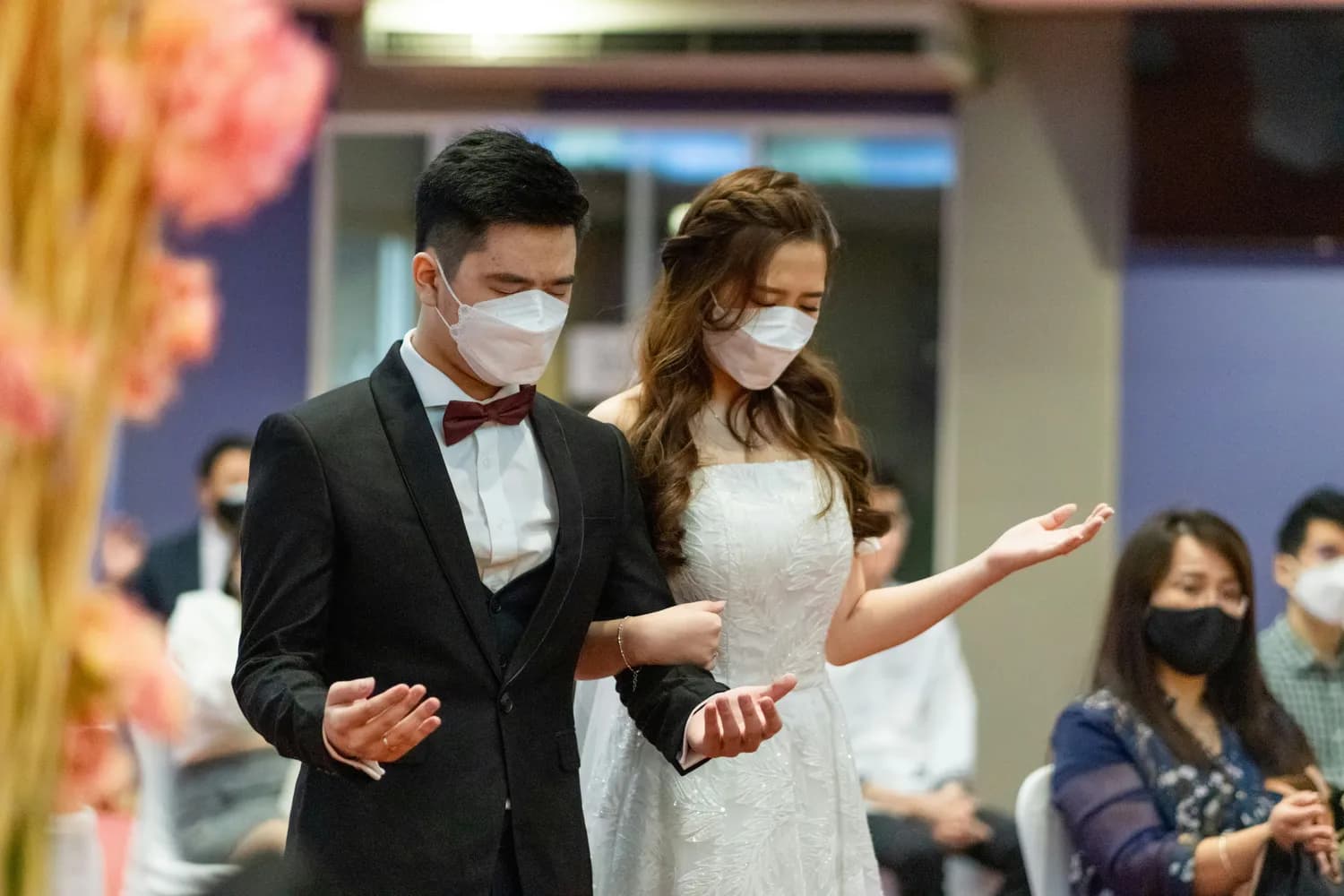 《婚礼上拒绝陋习》走红，32个实验区推进婚俗改革