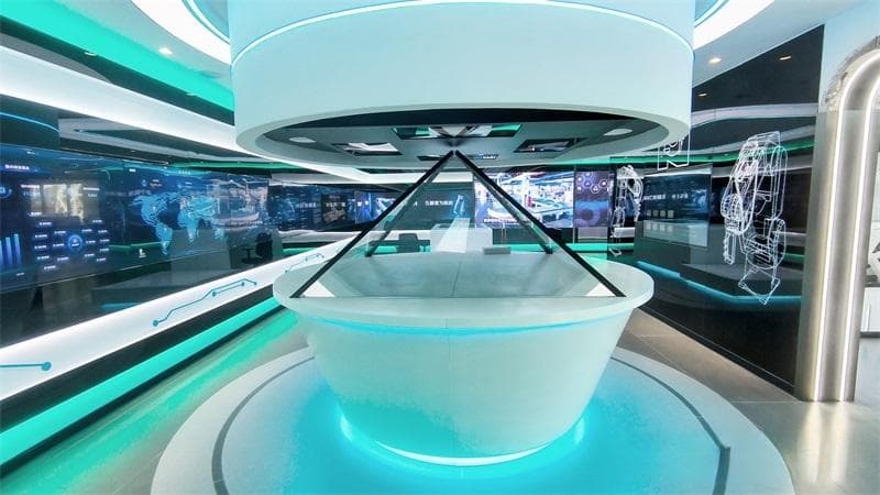 科技展厅设计中如何展示技术的应用案例？