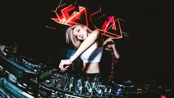 10首穿越时光的日本古风歌曲，回味永恒的东方韵味