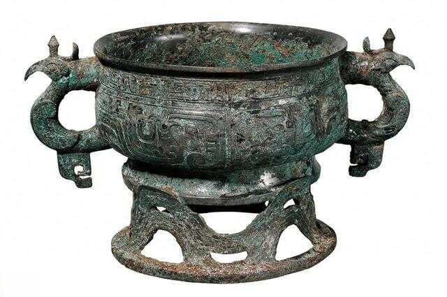 青铜器的辉煌与衰落：探秘古代文明的金属艺术