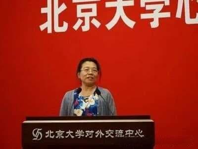 社会环境已经变化，面对今天的孩子，我们应该考虑他们的特点