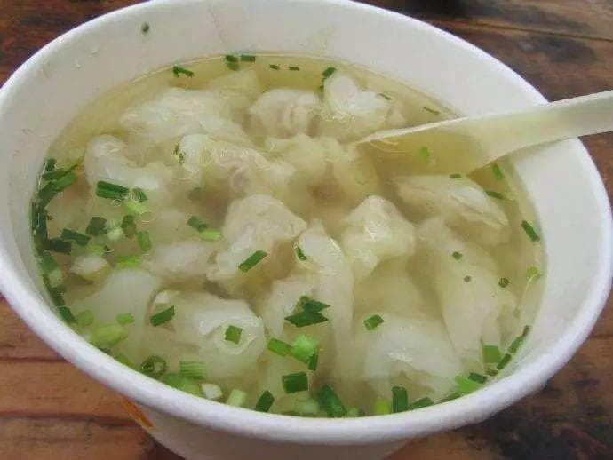 上海人的一天，可以从早吃到晚的8种馄饨