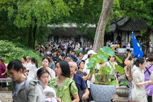 外出旅游时，旅途中出现腹痛腹泻，如何克服水土不服？做好4点