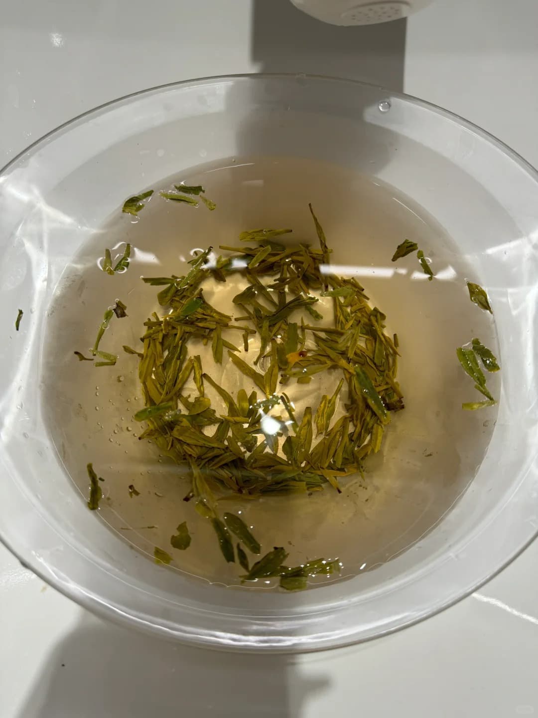 茶叶水敷脸，奇迹护肤还是隐藏风险？