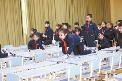体育课够好玩，校园变得生动了起来
