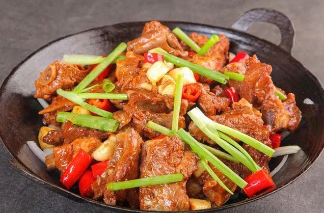 排骨总是“炖不烂”，而是没加它！关键4种香料，软烂入味又脱骨