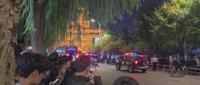 警惕和防止"鬼火少年"现象