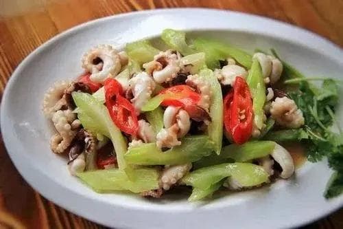 福建美食深度攻略：五道菜品让你一吃成主顾，未尝试不足以称为福建人！