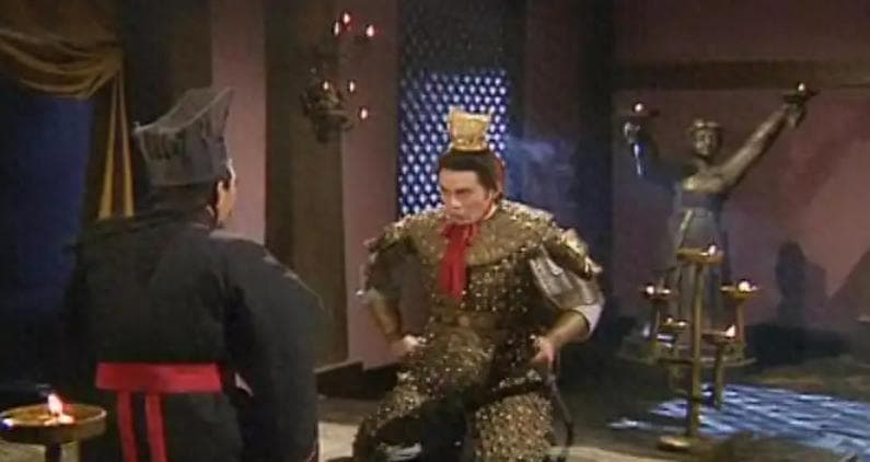 吕布常被人骂作是三姓家奴！为何汉献帝却封吕布为忠义侯？