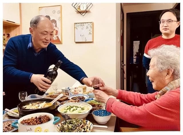 亲家相处之道：维系和睦关系的重要窍门