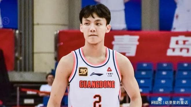 广东逆转浙江！球员点评：4人优秀，首发仅1人及格，胡明轩最差