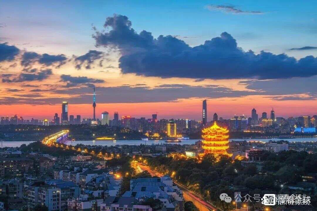 黄鹤楼景点介绍，千年古韵，一楼藏尽江城风华！