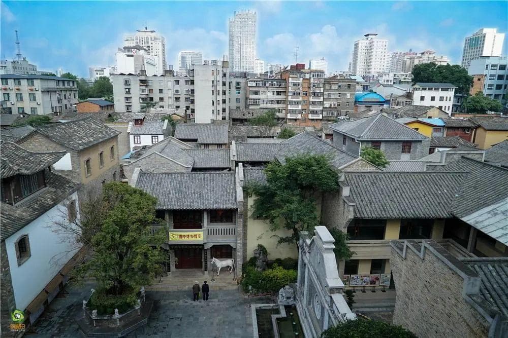云南8座国家历史文化名城，趁着春光去看看吧！