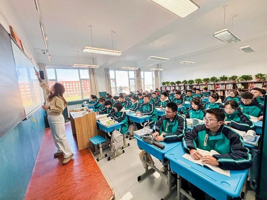 陕西榆林教育民生实事成效显著：新建学校与教育质量提升双丰收