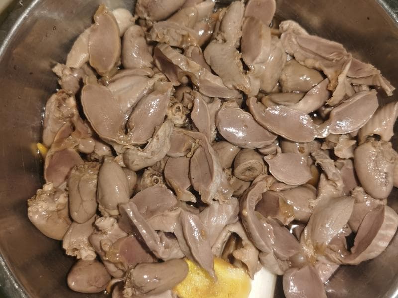卤鸡心鸡胗的做法