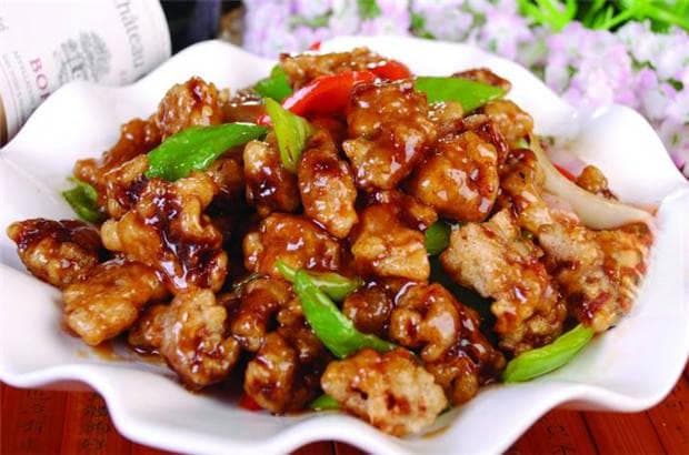 极致风味跃指间：秘制煎饼果子大解密