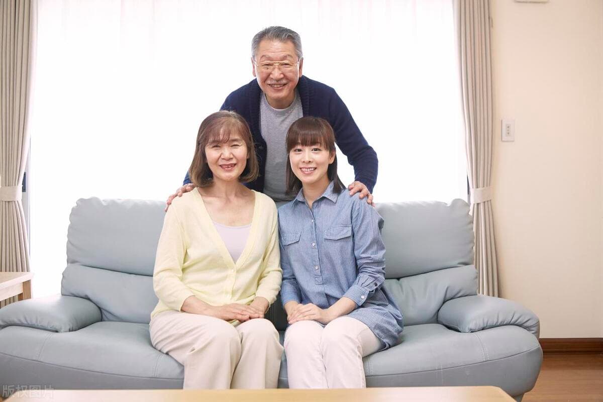 如果有了正确的生活态度，幸福就会掌握在自己手中