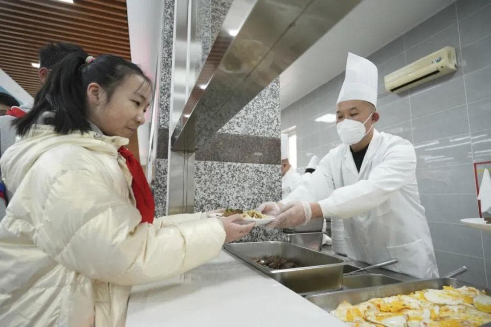 开学第一周，天天上新菜！新学期的校园餐有四大变化