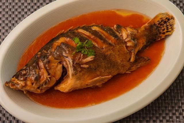 从红烧到清蒸：10种鱼肉家常菜制作详解