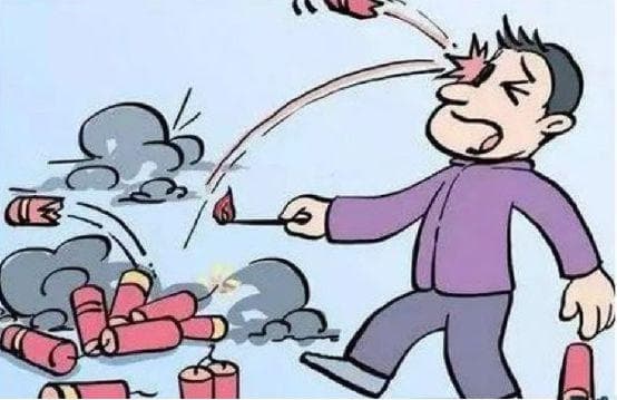 鞭炮炸伤后该如何正确处理