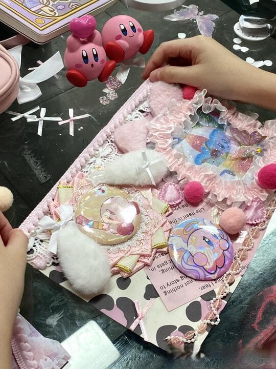 痛包揭秘：年轻人的个性宣言与文化符号