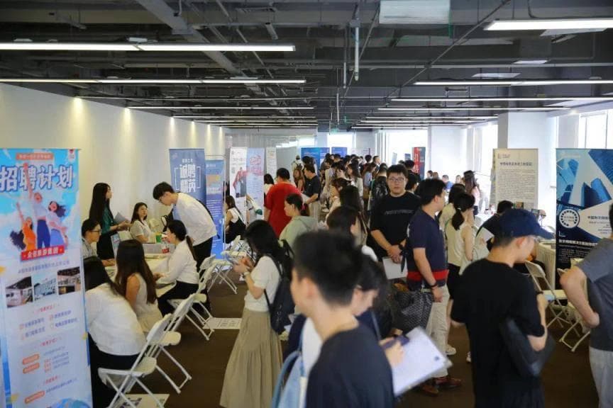吸引海外人才，朝阳向1300余名留学生推介资源