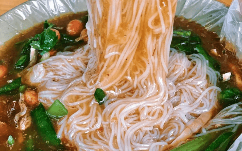 陵水酸粉：海南特色小吃里的酸辣鲜香