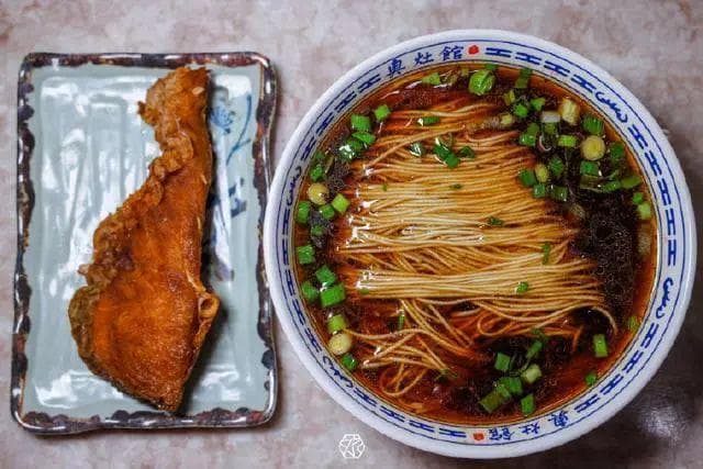 奥灶面为什么叫奥灶面？美食背后的多重传奇