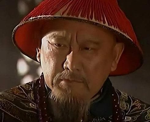 索额图悲剧探析：功高震主终致饿死之谜