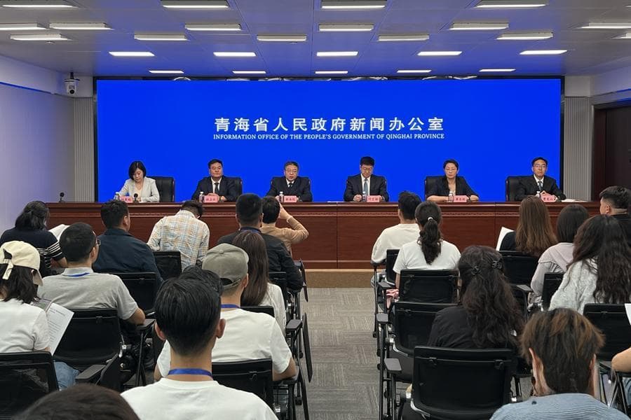 青海果洛：70年沧桑巨变挺立三江源头