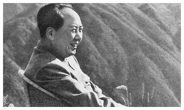 毛主席少见的《西江月》，记录了秋收起义情况，气势磅礴刚健有力