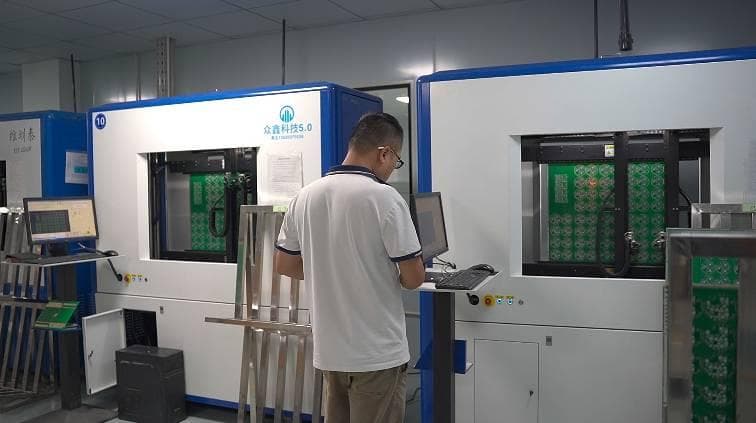 PCB板四层的布线设计与抗干扰技术