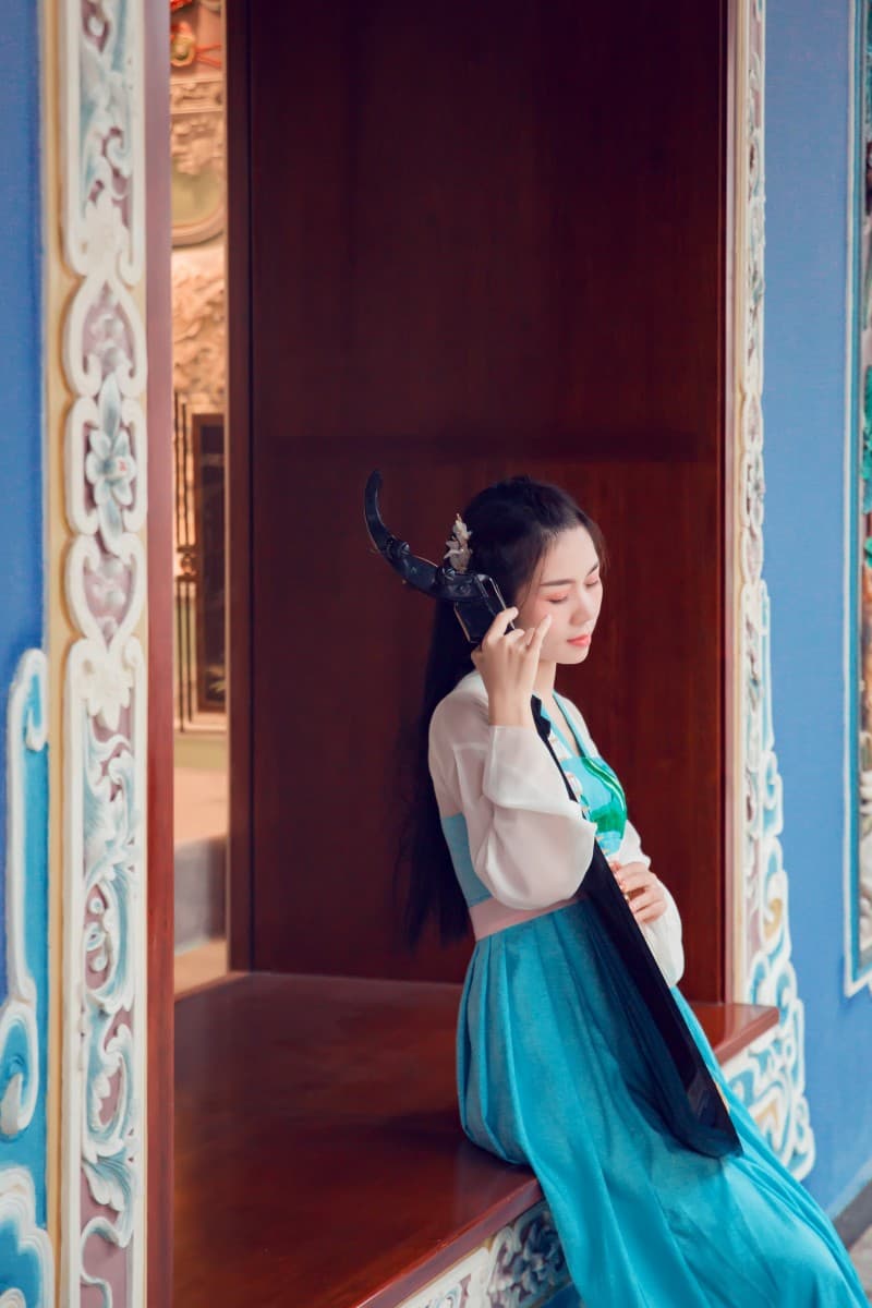 黄柒柒：音乐的多面才女，跨越国界的旋律创造者