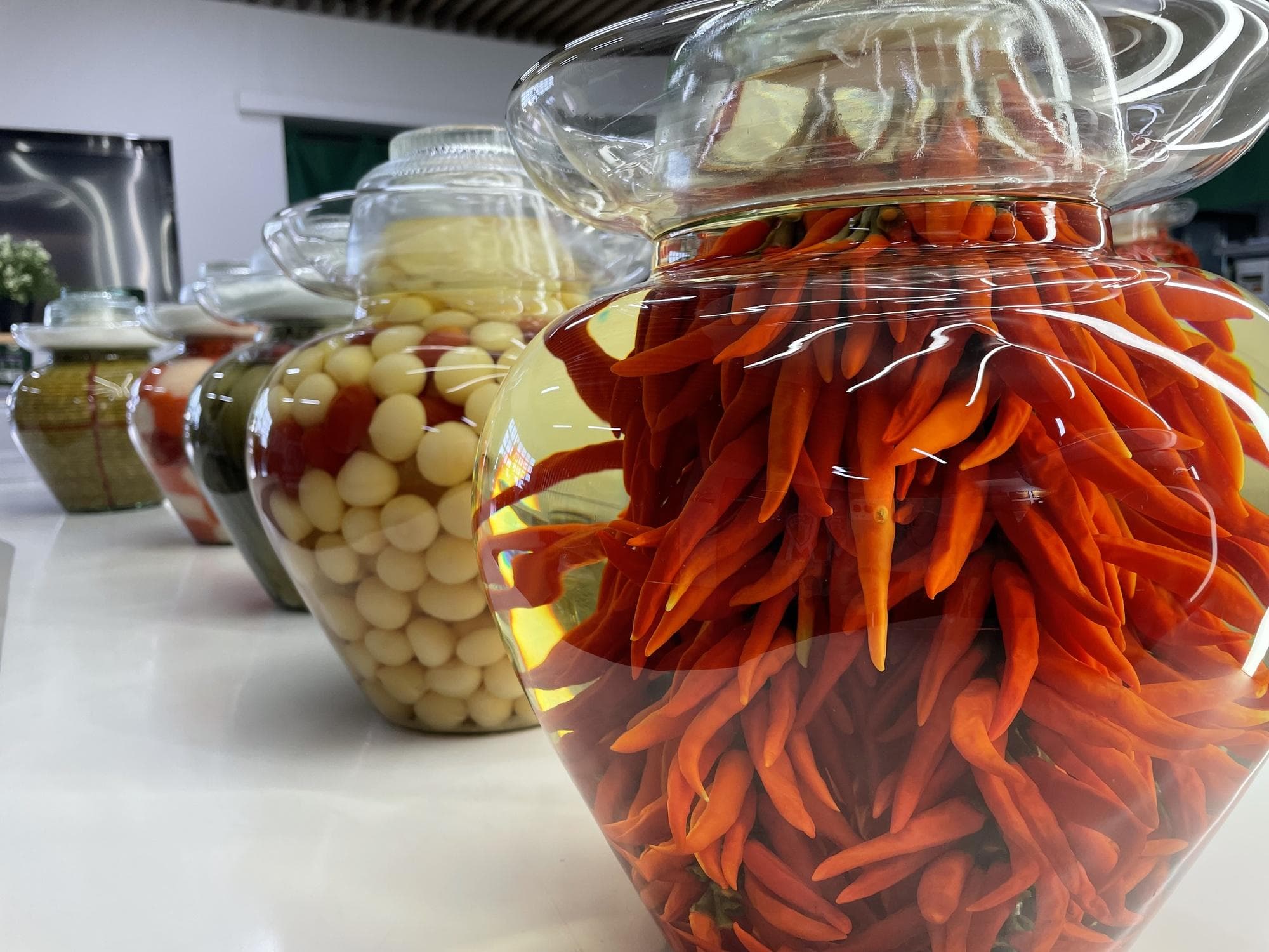 东坡泡菜：千年非遗的传承与产业新飞跃