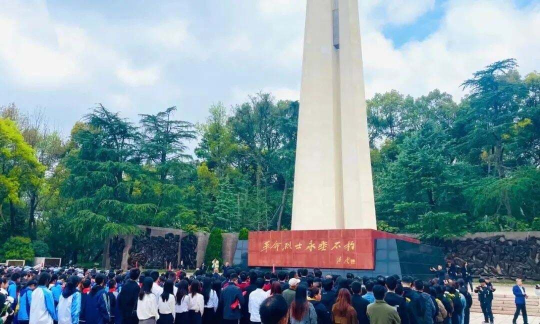 清明几重意