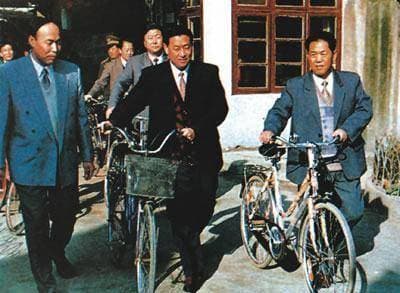 从孤儿到副省长：王怀忠的贪婪之路
