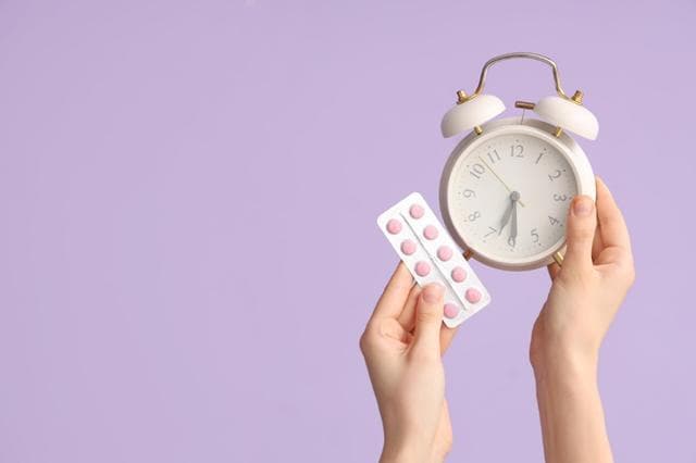 每日吃三次的药，是随三餐吃吗？很多人吃错了……