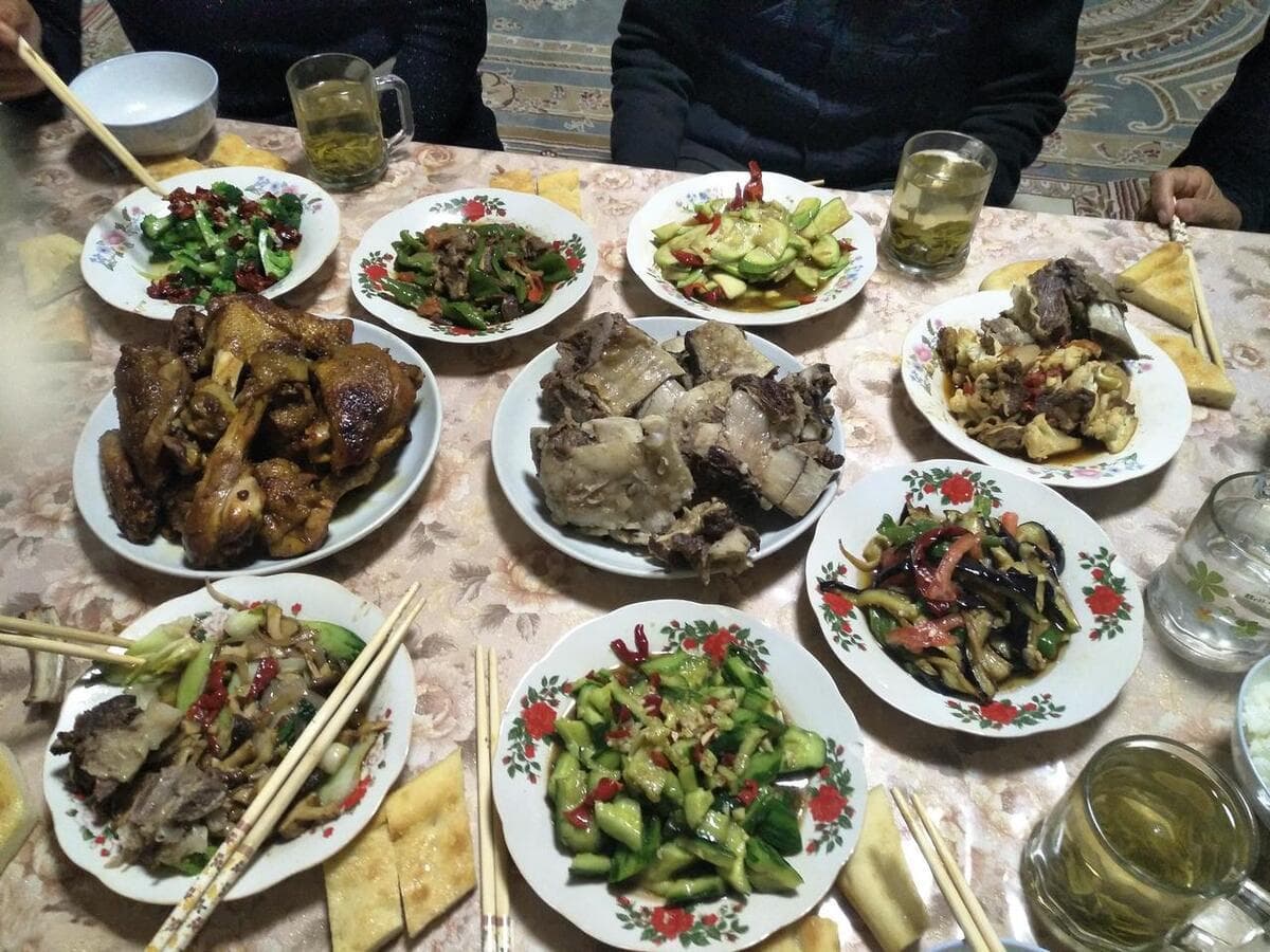 回族特色小吃有哪些（回族传统美食：风味与历史的交融）