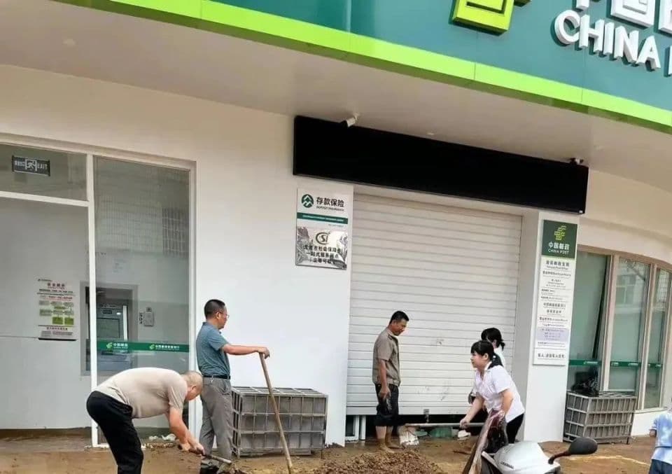 南方暴雨轮番来袭，中国邮政、顺丰、京东物流、中通、申通、韵达、菜鸟、极兔全力迎战