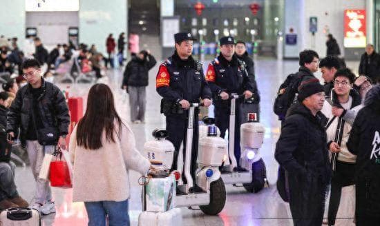 南京铁路警方细化安保措施 全力保障旅客返程安全
