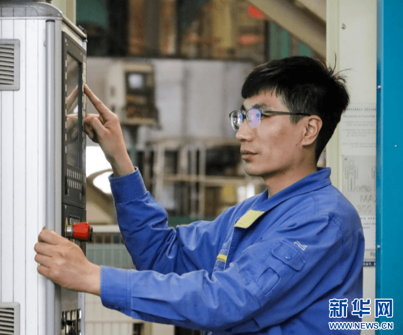 向“新”提“质”：沈阳加快产业转型 老工业基地“焕新颜”