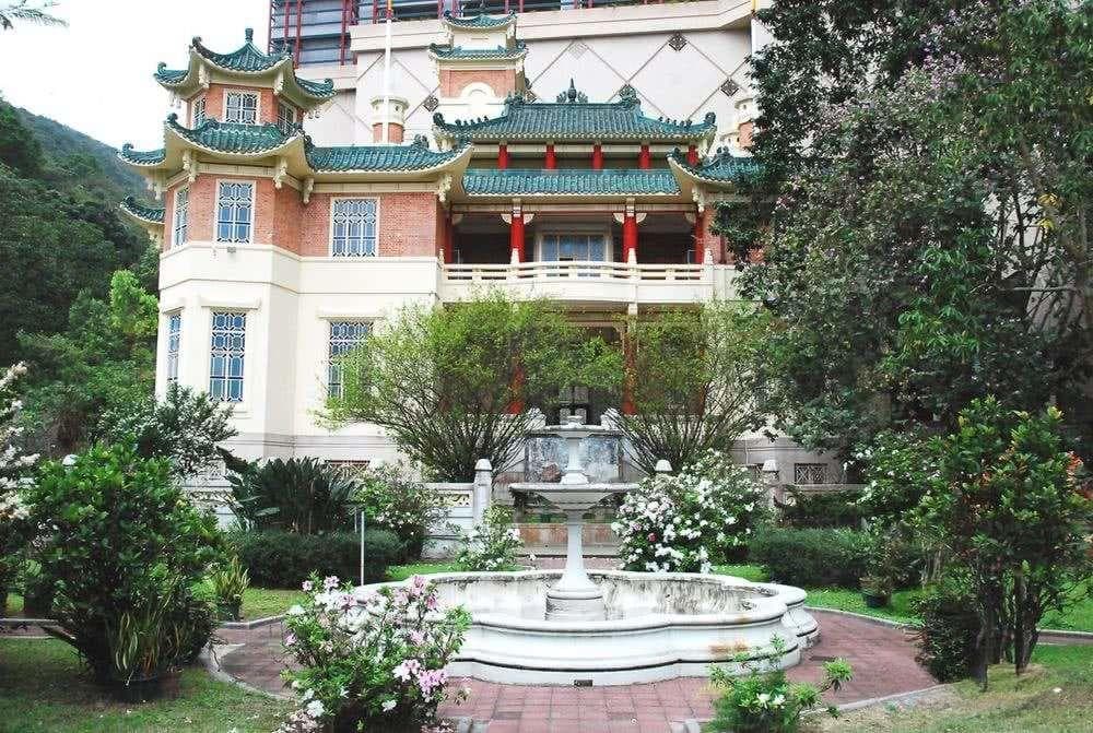 叠加式别墅：介于复式与传统别墅之间的创新住宅形态