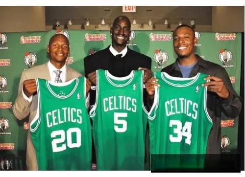 NBA史上5支阵容豪华却未夺冠的球队，5个全明星首发也难圆冠军梦