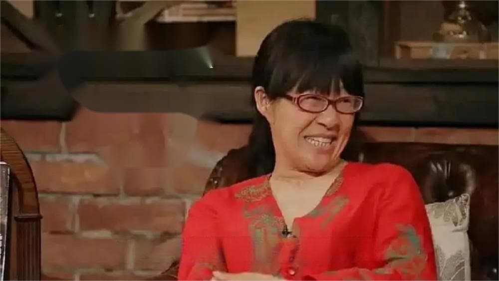 脑瘫诗人余秀华：诗歌让她经济独立，也带来婚姻困境