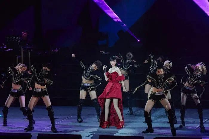 周慧敏宣布：这次应该是我最后一次的个人大型演唱会
